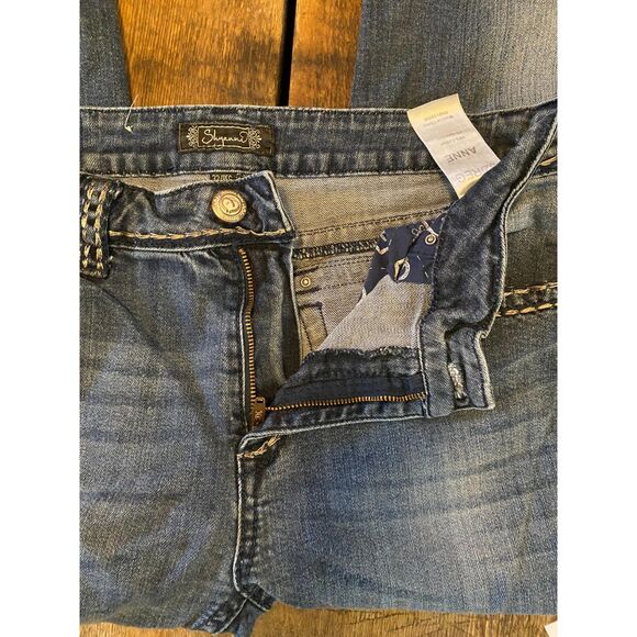 Shyanne Anne Bootcut Distressed Denim Jeans Size 32R - Picture 8 of 9